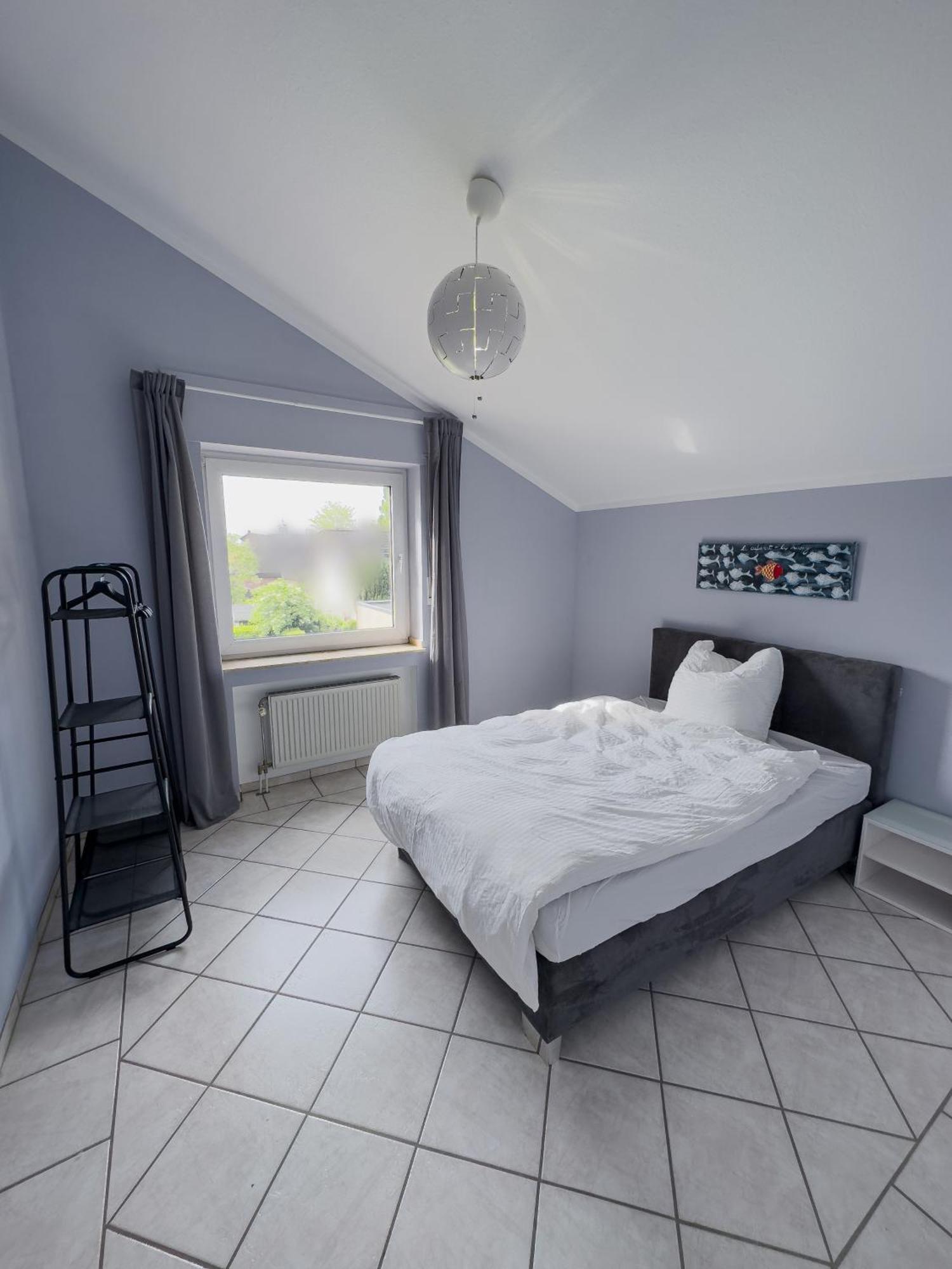 Ruhiges Juwel: Frisch Renoviert 100 Qm Apartment Jülich Екстериор снимка